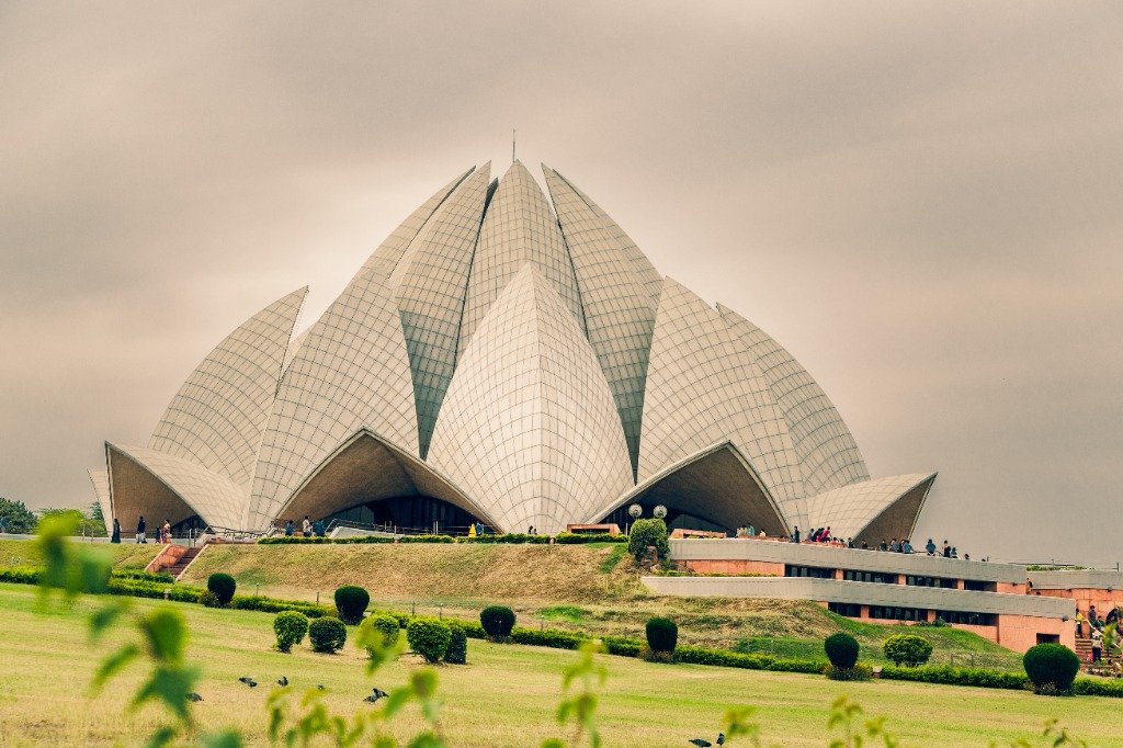 Lotus Temple Bahá'í Sanctuary